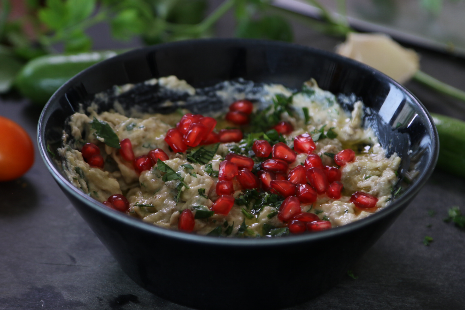 Aubergine mit Sesampaste