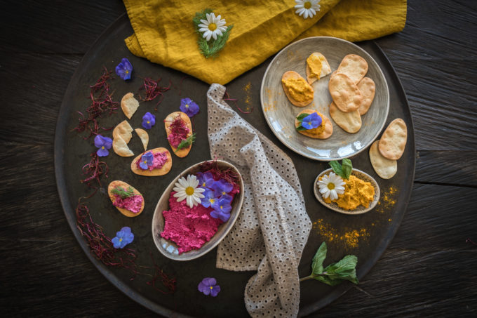 Farbenfrohe Apéro für Gäste: Randen- und Kürbisdip